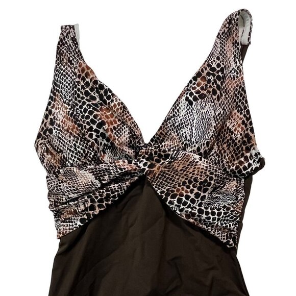 La Blanca One Piece Swimsuit Brown Snakeskin Print Bust Detail Size 8‎ - Picture 2 of 10